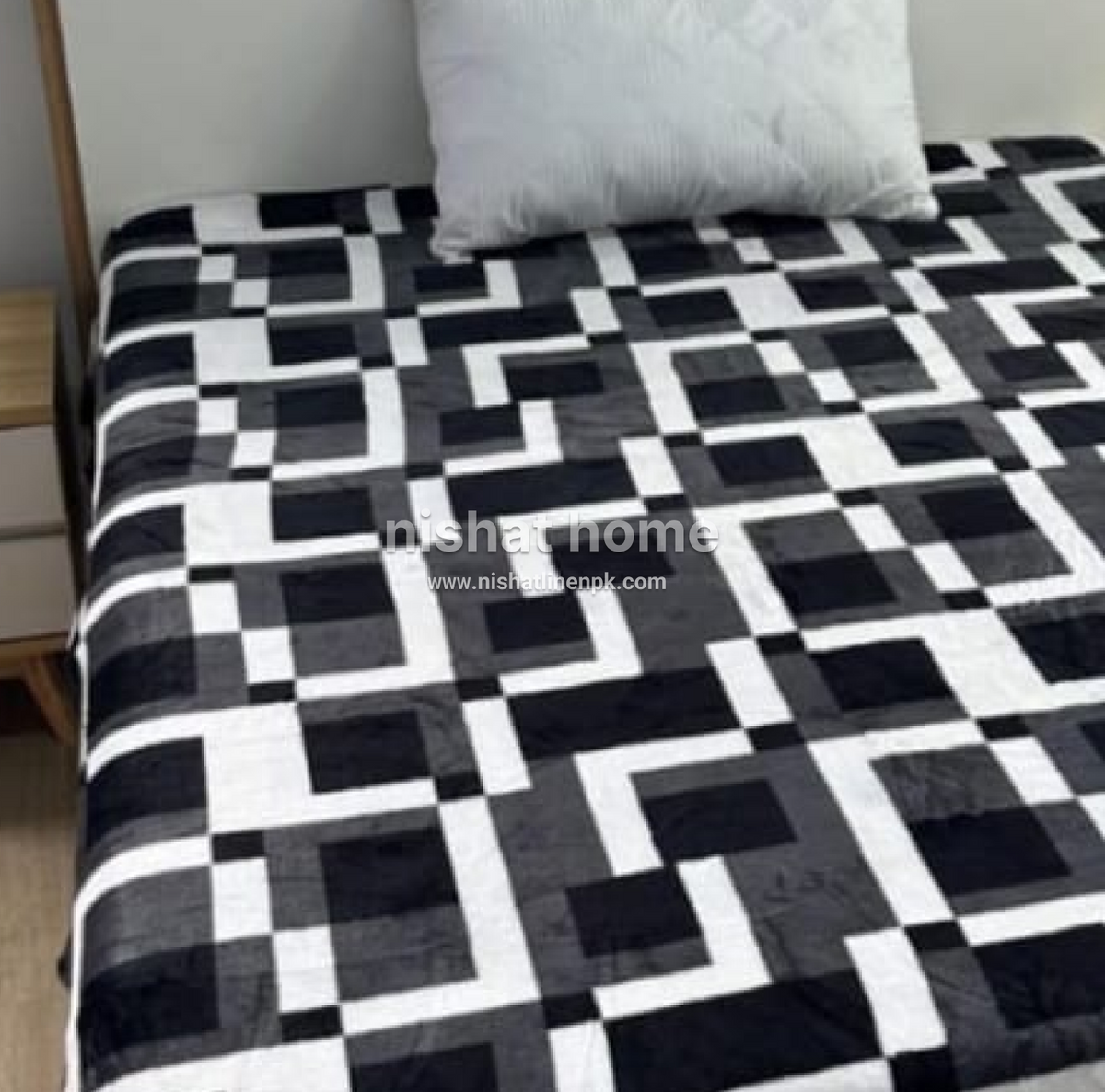 Exclusive Fleece Printed Blanket - King - EPB05
