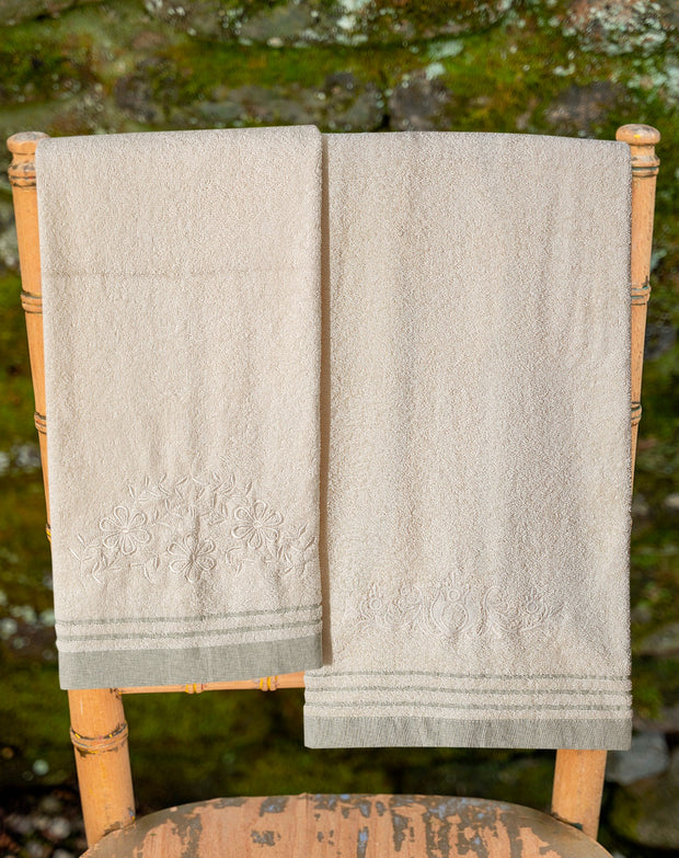 Export Quality Pure Cotton Bath Towel Set - Floral - ET18